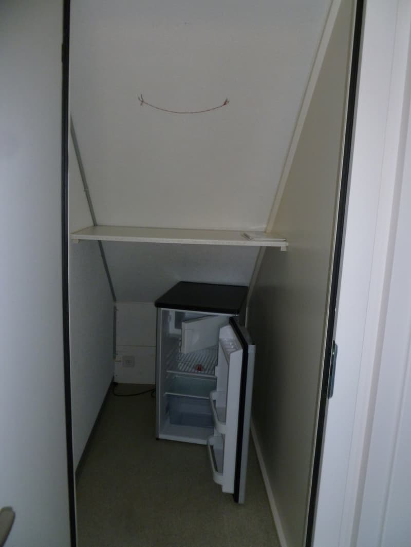 Ideale Studenten- oder Wochenaufenthalterwohnung im Wyler! (5)