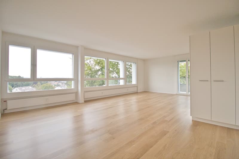 3½ - Zimmerwohnung mit grossem Balkon im beliebten Steinhölzli / Lerbermattquartier (4)