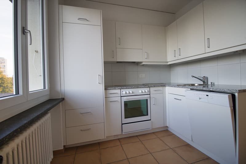 Bern-Bümpliz / grosszügige 3-Zimmerwohnung (2)