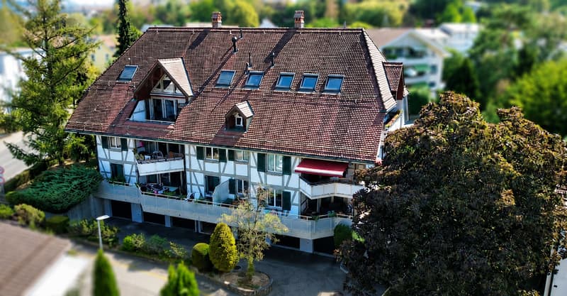 Hochwertige, topmoderne Wohnung im traditionsreichen Landhaus Dennigkofen (1)