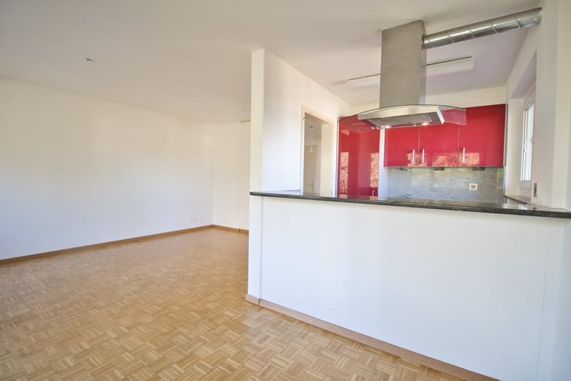 Moderne 2.5 Zimmerwohnung im Herzen von Kirchberg (4)