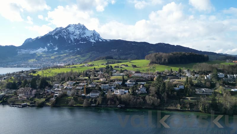 Coming soon - Atemberaubendes Grundstück in Kastanienbaum | homegate.ch
