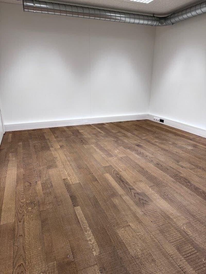 Büro 4