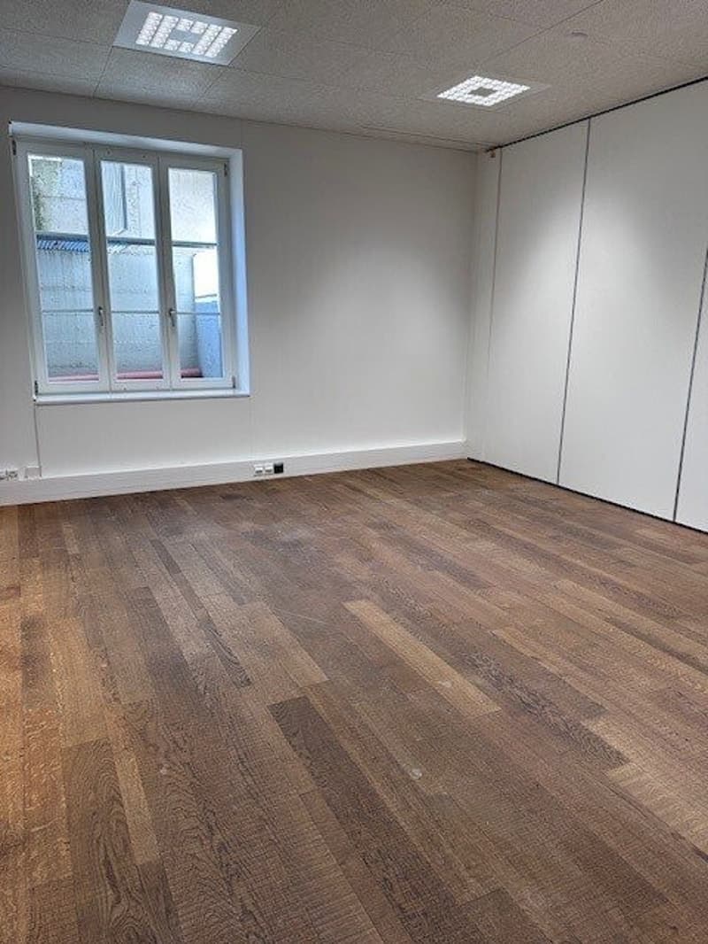 Büro 6