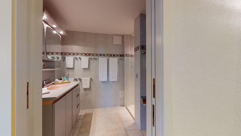 45-Zimmer-DG-Langenthal-02272022_134353.jpg