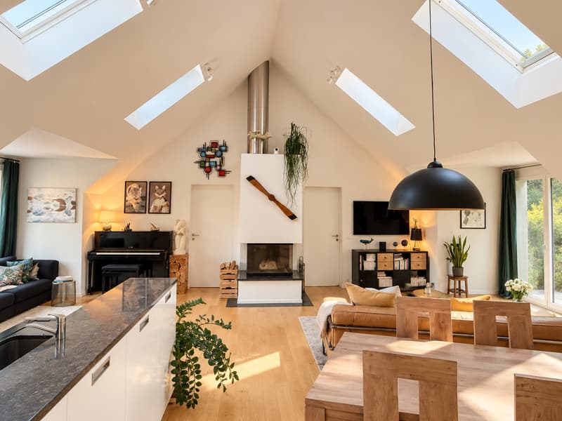 Charmante 3.5-Zimmer-Dachwohnung in Langnau am Albis (4)