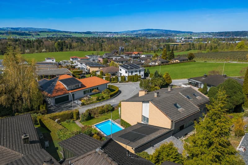Haus mit Pool und Weitsicht an bester Lage (10)