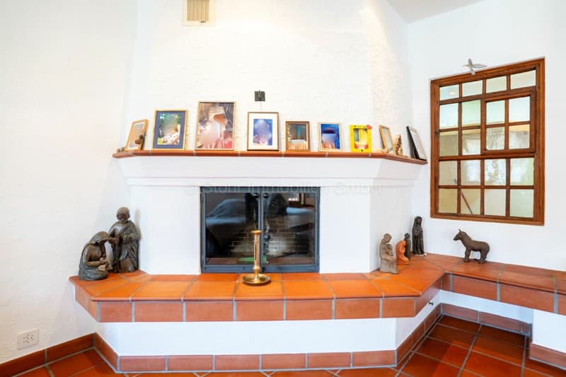 Maison bifamiliale avec terrain constructible - Une occasion unique (21)
