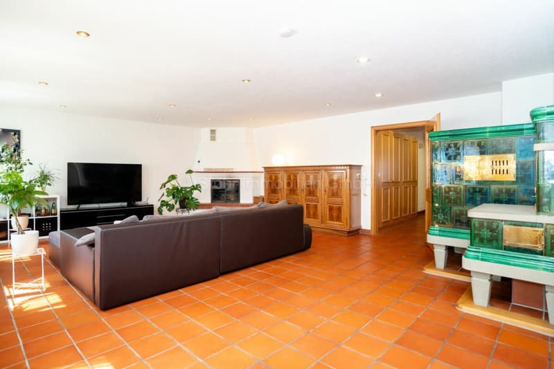 Maison bifamiliale avec terrain constructible - Une occasion unique (18)