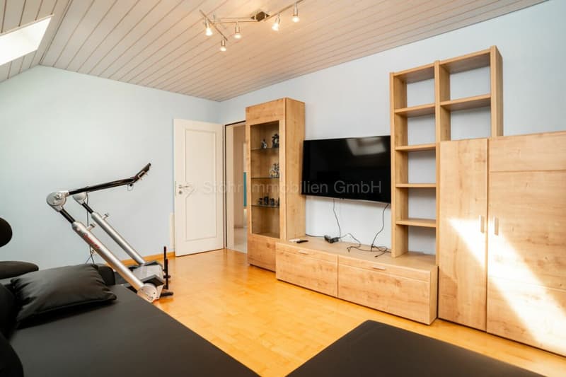 Exclusive 5.5 room detached house with pool - freestanding and comfortable (23)