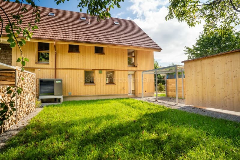 New Build: Charming 5.5 Room Eco-Friendly House with Forest Access (18)