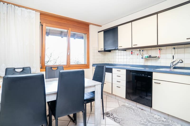 3.5 Zimmer Wohnung im familienfreundlichen Quartier (7)