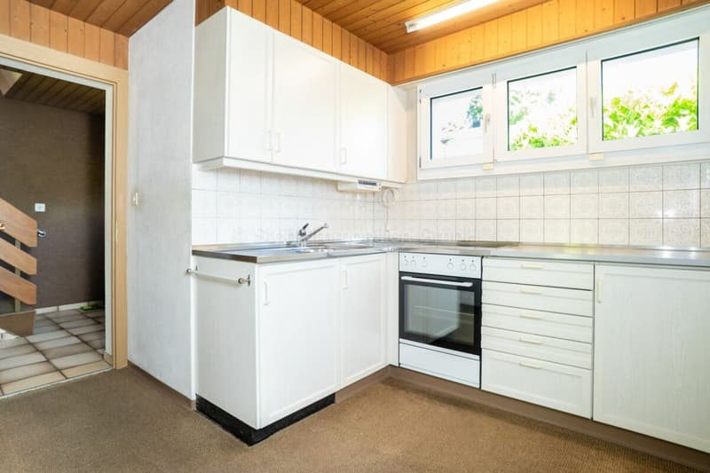 Familienfreundliches 4.5 Zimmer Reiheneckhaus mit Potenzial (7)