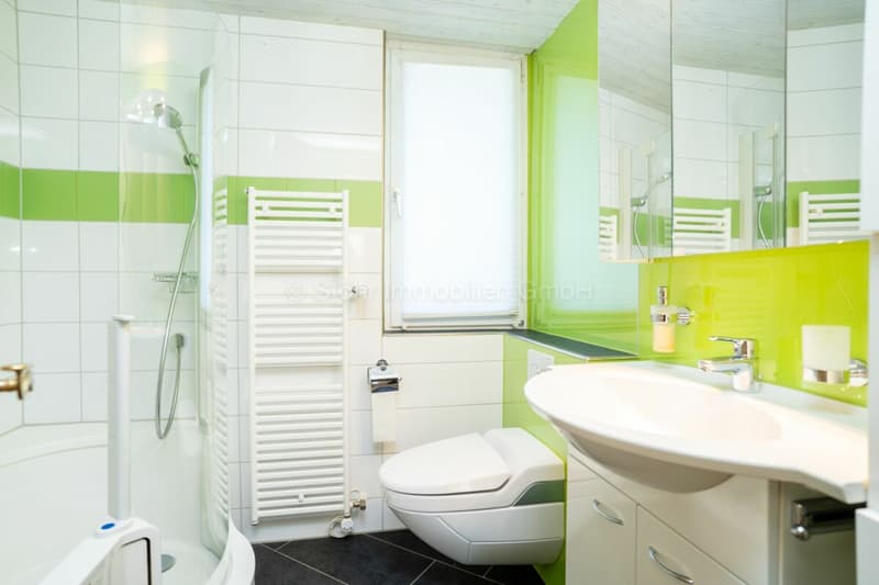 Familienfreundliches 4.5 Zimmer Reiheneckhaus mit Potenzial (13)
