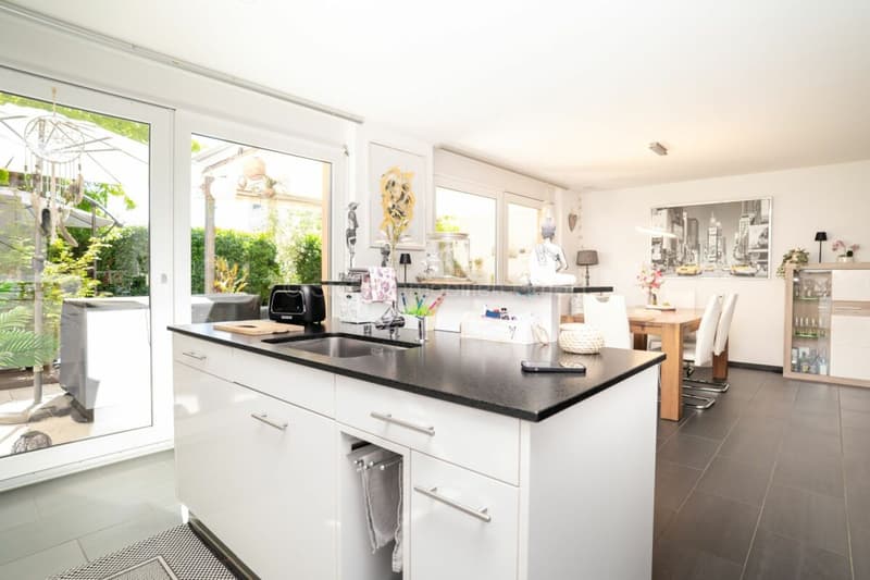 Gepflegtes 5.5 Zimmer-Einfamilienhaus im Minergie Standard (5)