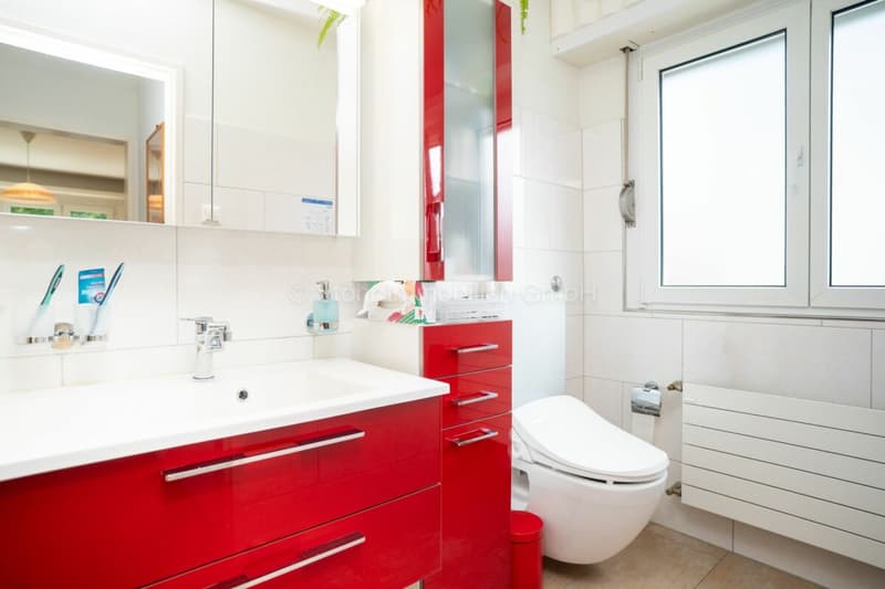 3.5-Zimmerwohnung im Hochparterre mit Balkon und vielseitigen Nebenräumen (11)