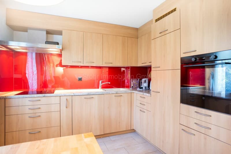 3.5-Zimmerwohnung im Hochparterre mit Balkon und vielseitigen Nebenräumen (21)