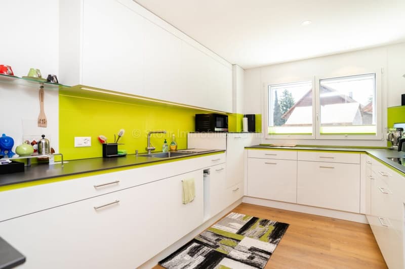 Familienfreundliches 4.5-Zimmer-DEFH in gepflegter Überbauung (6)