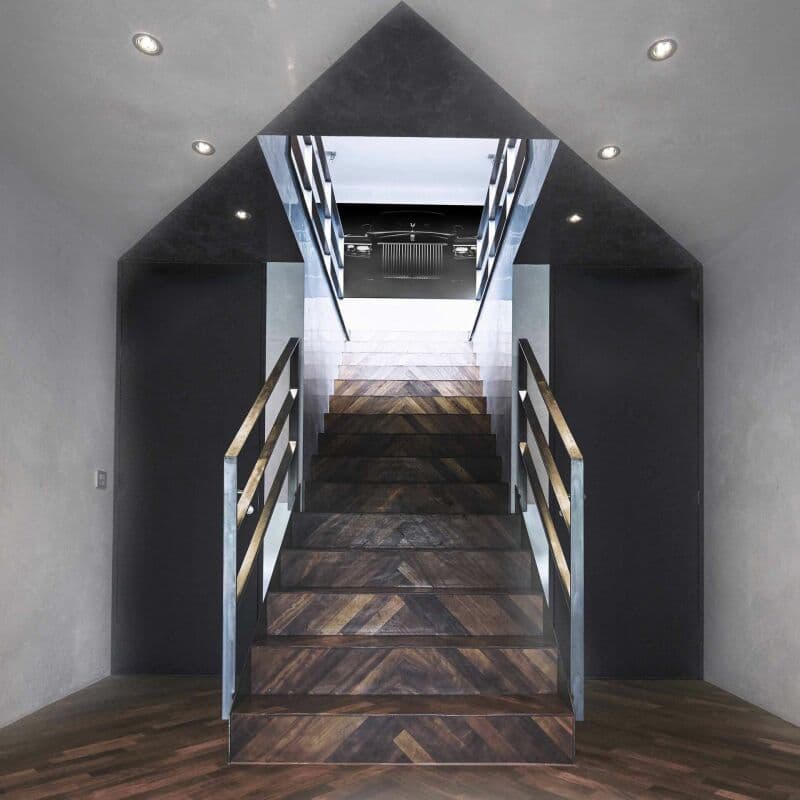 Elegante 10-Zimmer Villa mit aussergewöhnlicher Architektur (24)