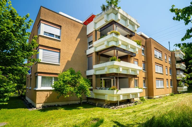 Stilvolle 4.5-Zimmer-Wohnung mit 145 m² Wohnfläche und hochwertiger Totalsanierung (25)