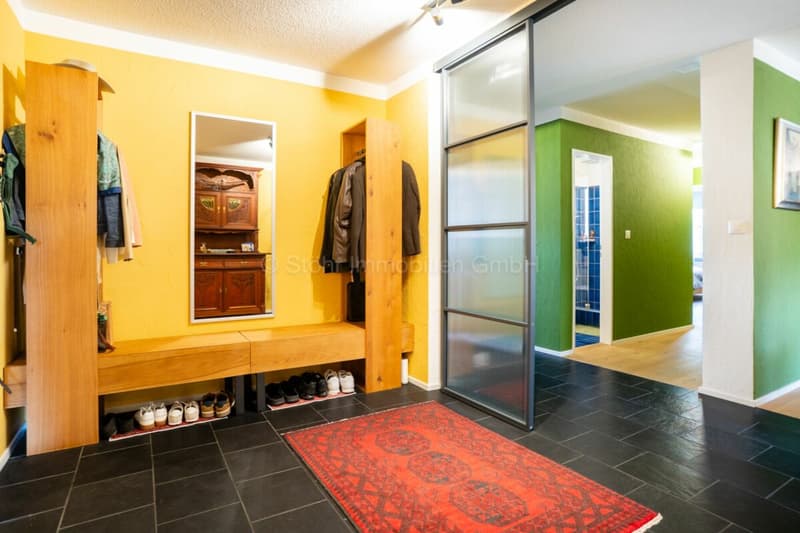 Stilvolle 4.5-Zimmer-Wohnung mit 145 m² Wohnfläche und hochwertiger Totalsanierung (2)