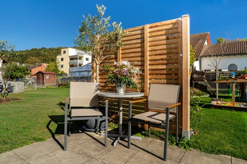 Grosszügiges 9.5-Zimmer-Mehrgenerationenhaus mit viel Platz und schönem Umschwung (4)