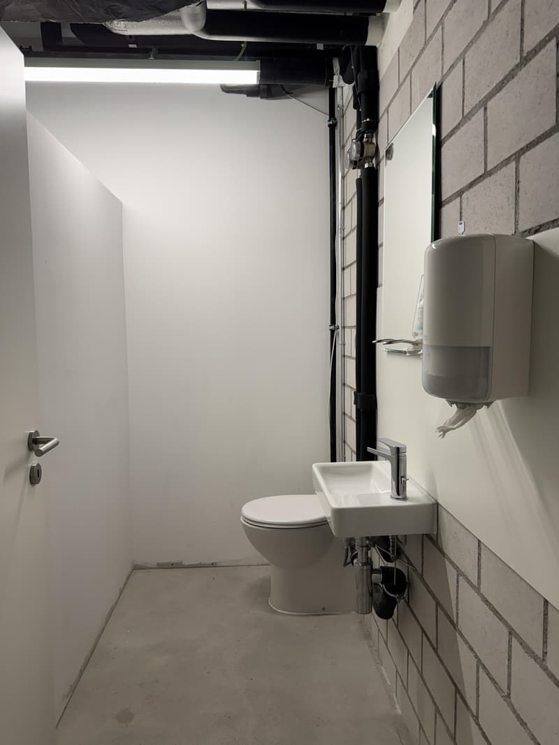 Betriebsbereite Gastrofläche im Neubau (12)