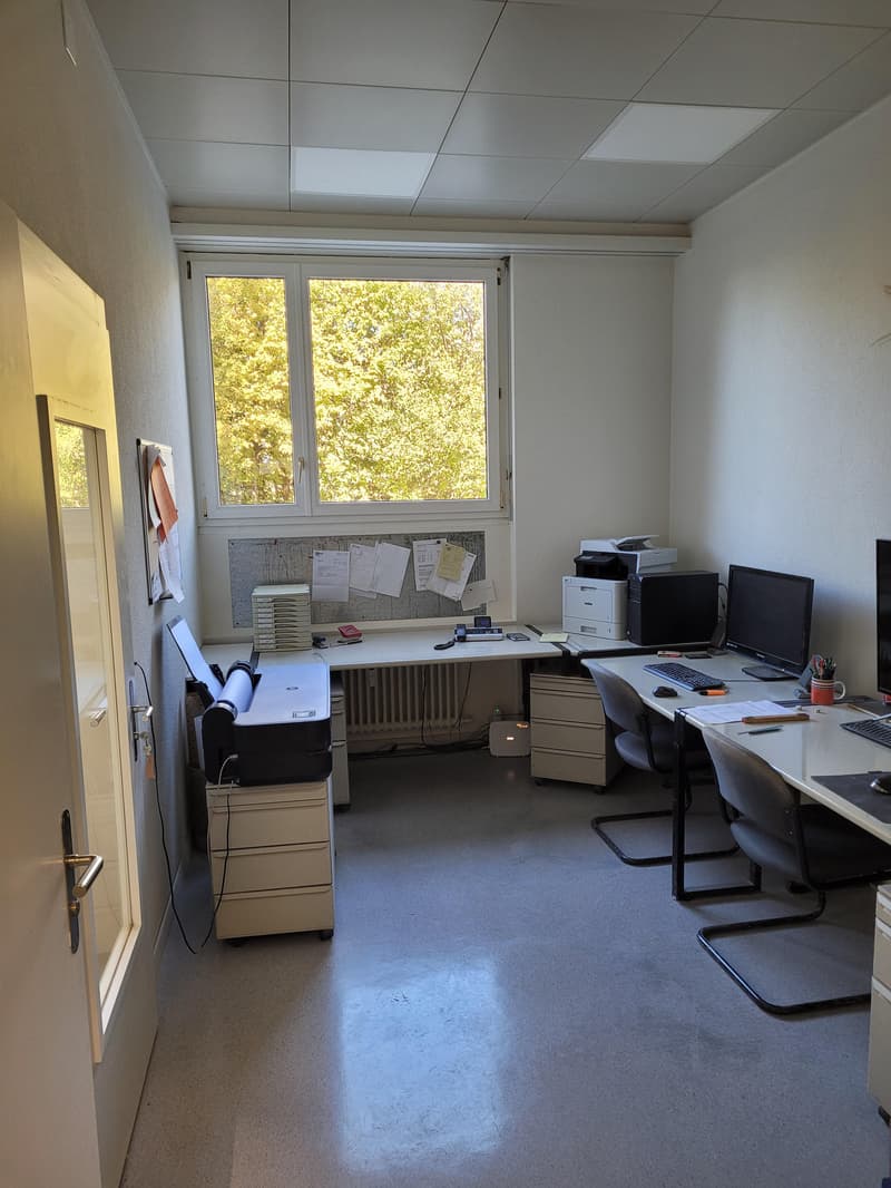 Viel Platz für Ihre Ideen 230 m² Werkstatt und Kreativzone mit Charme (11)