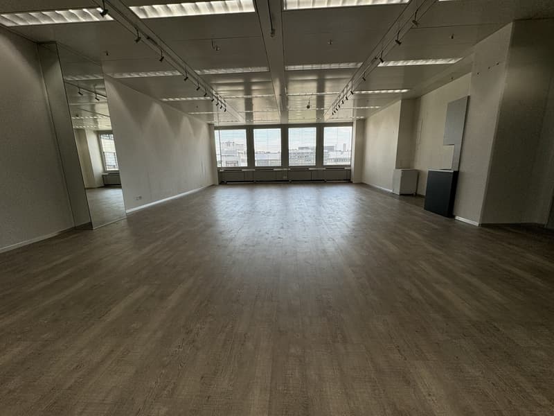 101m² Gewerbefläche in Glattpark (Opfikon) mieten (2)