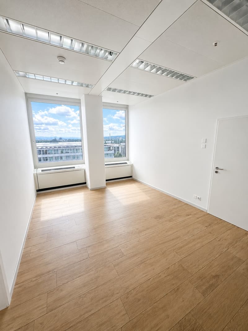 Nachgedacht für 6s Exklusive Gewerbefläche im 7. OG des TMC mit privater Dachterrasse und Weitblick (6)