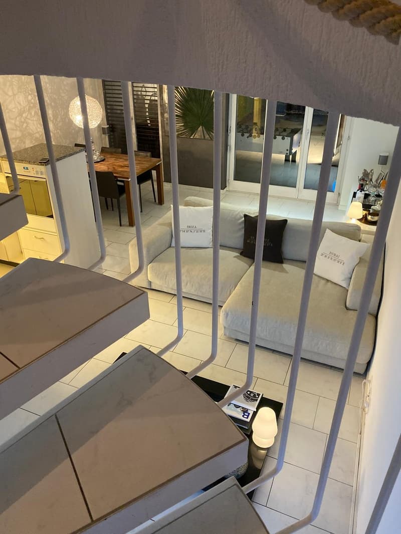 Attraktive 4.5-Zimmer-Maisonettewohnung mit grosser Terrasse und besonderer Architektur (9)