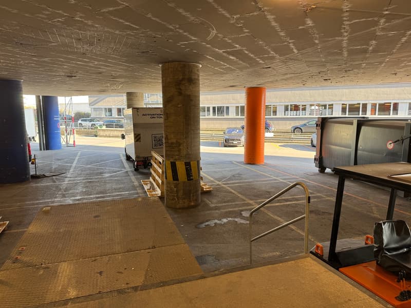 Grosszügige Gewerbefläche zur Miete an der Riedstrasse 8 in Dietikon (20)