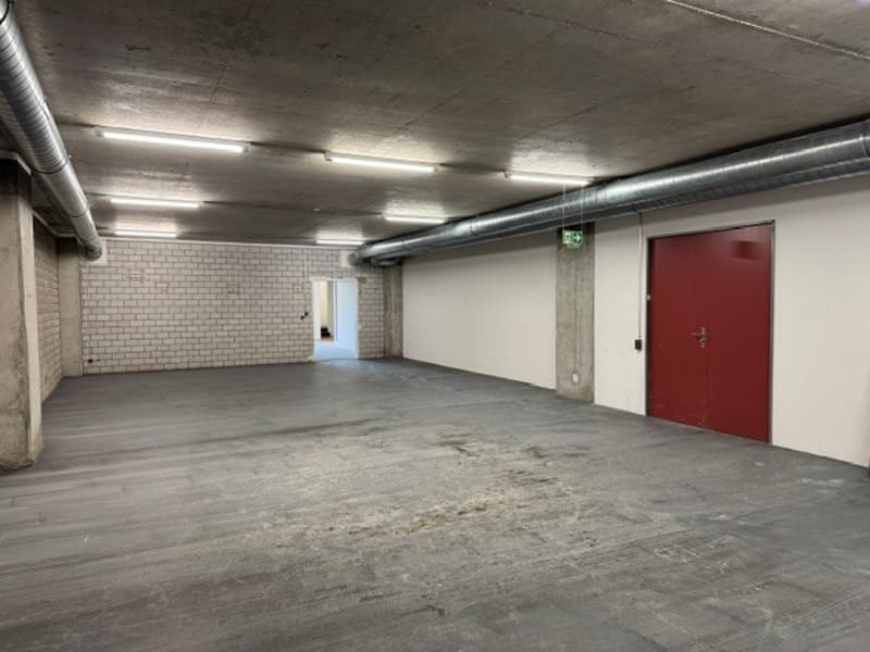 Grosszügige Büro- und Lagerfläche zur Miete an der Riedstrasse 8 in Dietikon (28)