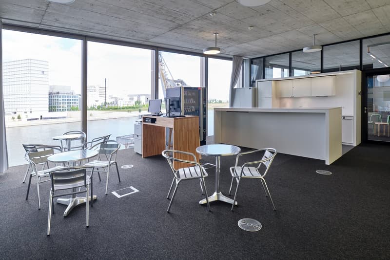 Büroflächen ab 2'000 m² direkt am Rhein (4)