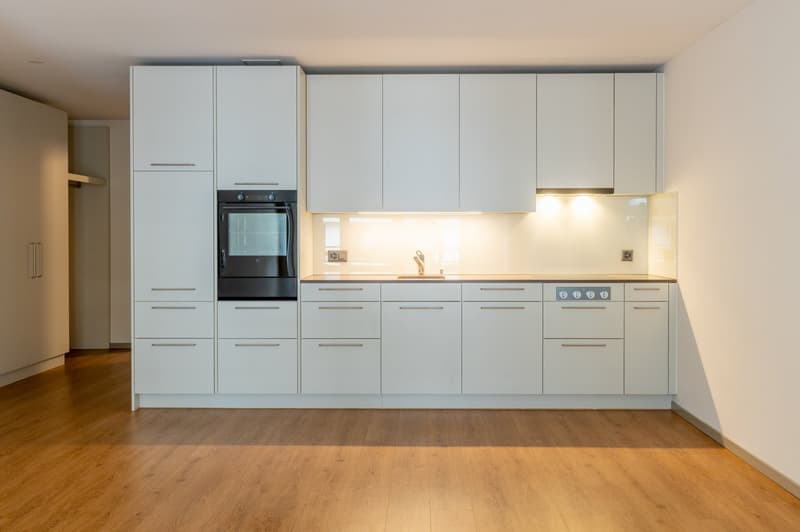 Moderne 2 ½ Zimmer an zentraler Lage (1)