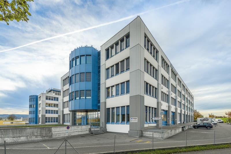Flexible Gewerbefläche zu vermieten (2)