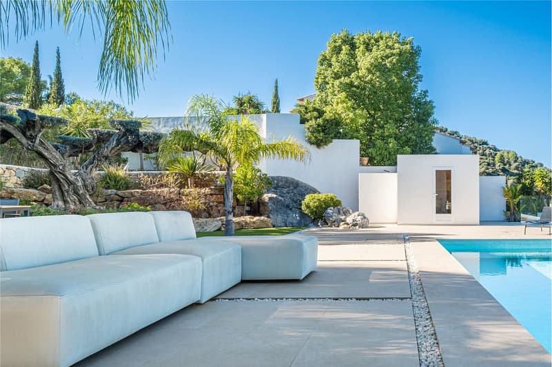 Exclusive Design Villa with Unobstructed Sea View  La Sella, Denia Costa Blanca (11)