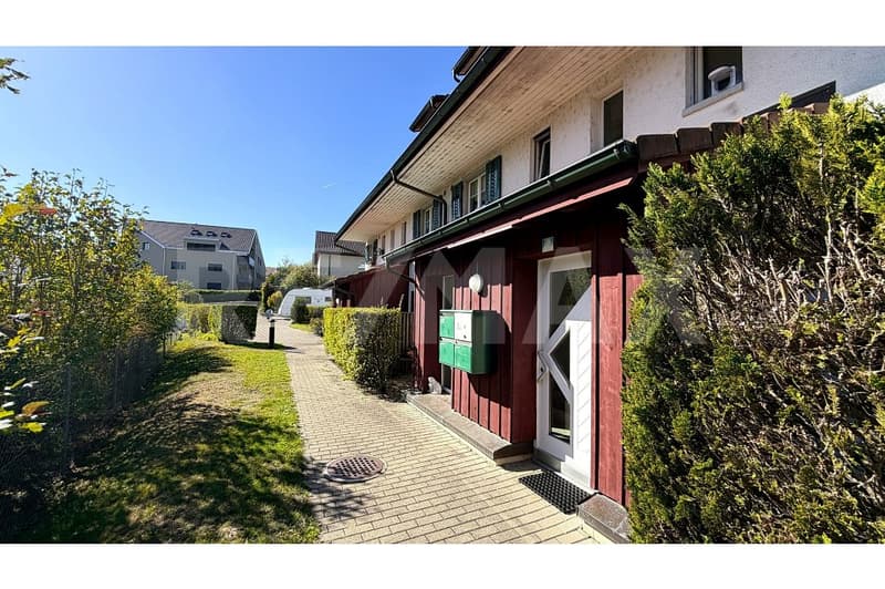 Mehr Raum fürs Leben attraktive 4.5-Zimmer-Gartenwohnung und Büro-/Hobbyraum in Hochfelden (3)