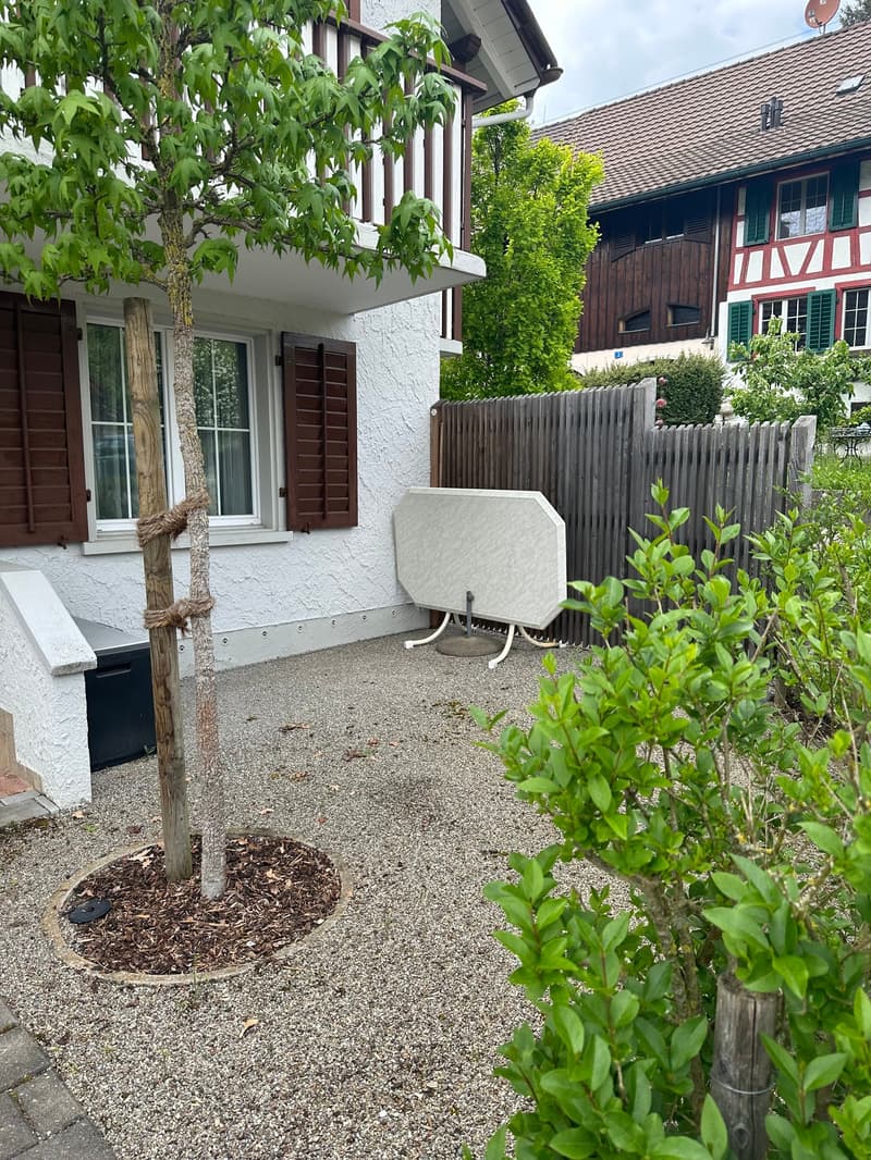 grosszügiger 2.5-Zimmer-Hausteil mit Parkplatz in Halingen Matzingen (2)