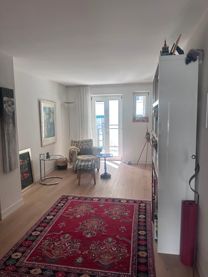 komplett sanierte Altbauwohnung mit viel Charme an ruhiger Lage (1)