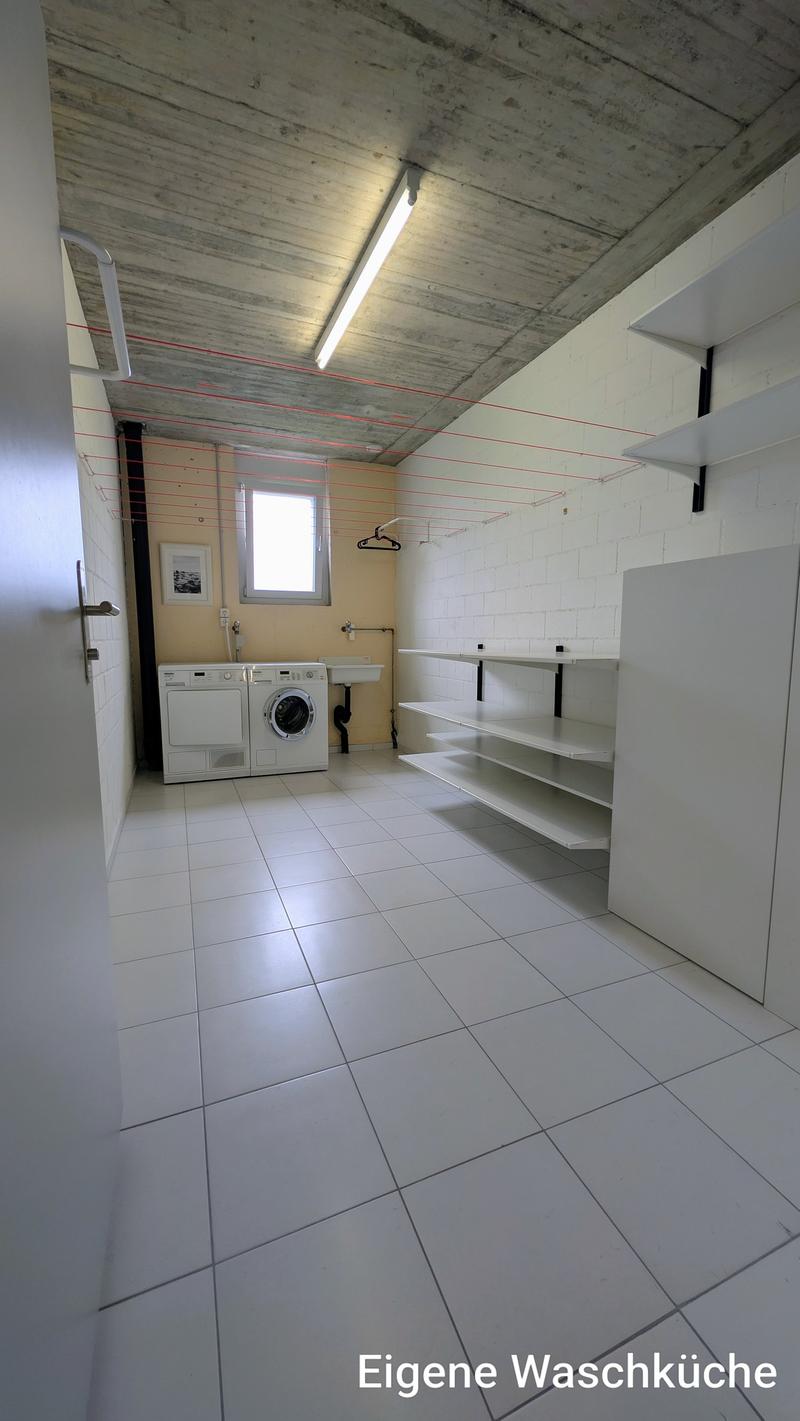 Grosszügige 5.5-Zimmer-Dach-Maisonettewohnung mit Balkon und Stadtblick in Opfikon (30)