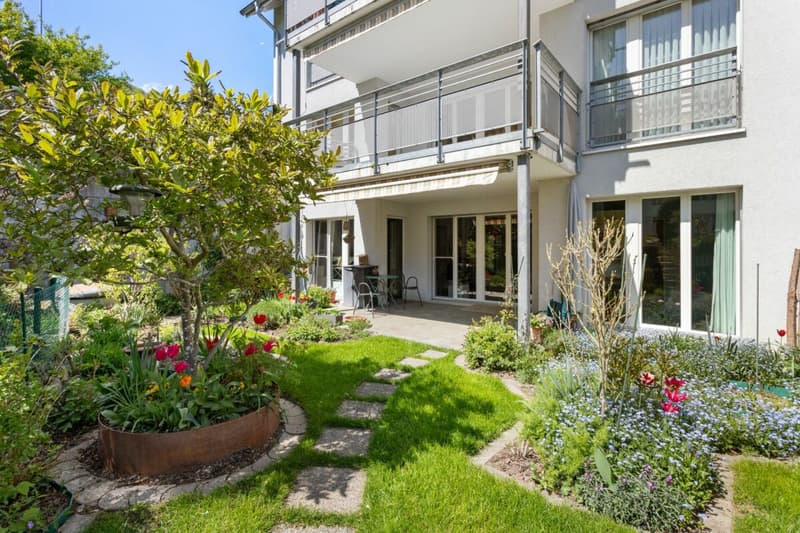 Wunderschöne naturnahe 5.5-Zimmer-Gartenwohnung (1)