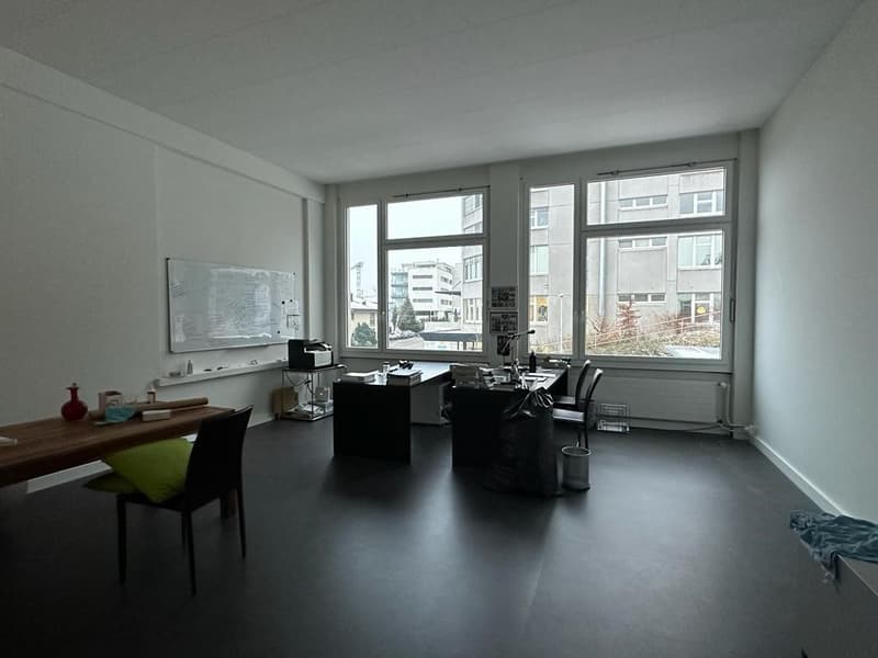 Büro / Atelier / Praxisraum (2)