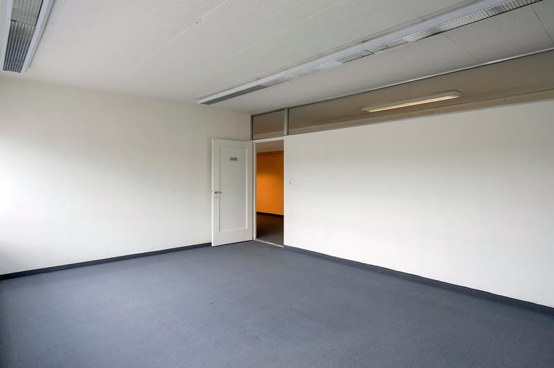 Büroräumlichkeiten am Limmattalerkreuz (8)