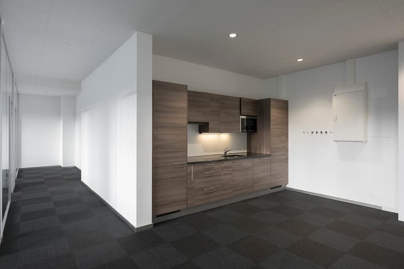 Exzellentes Büro im Erdgeschoss (15)