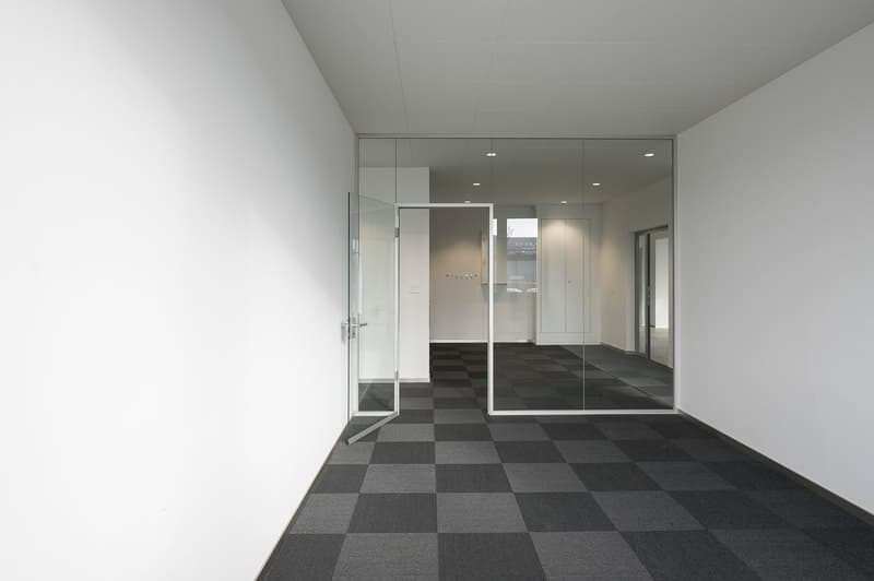 Exzellentes Büro im Erdgeschoss (7)