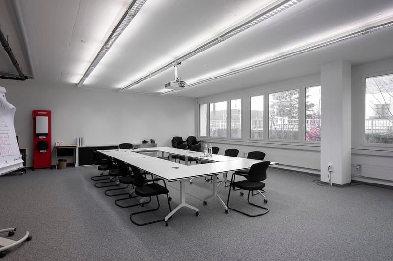 Flexible Geschäftsfläche im Rohbau – Gestalten Sie nach Ihren Bedürfnissen (9)