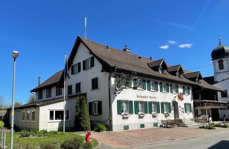 angebaute Kegelbahn