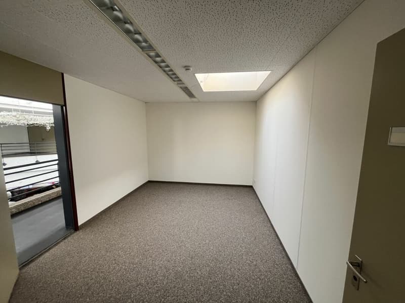 Büro-/Praxis- oder Gewerbefläche im Müli Märt (5)