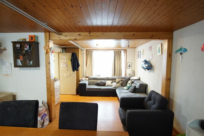 Familienparadies mit grossem Potential! (12)